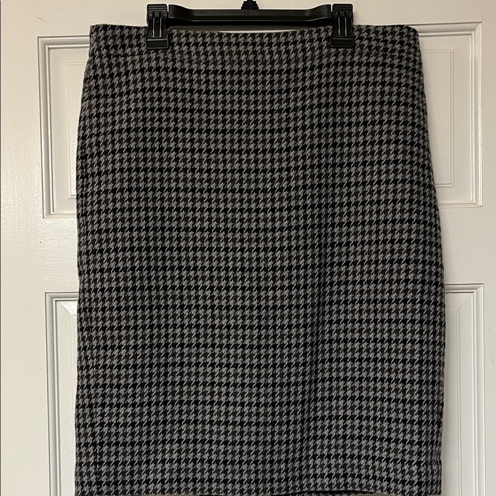 J. Crew Black and White Pencil Skirt